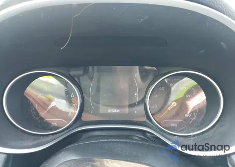 2018 Jeep Compass Latitude z USA, uszkodzony, nr VIN 3C4NJDBB6JT265938